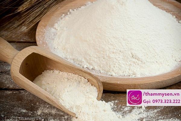 Tắm trắng toàn thân bằng bột mì