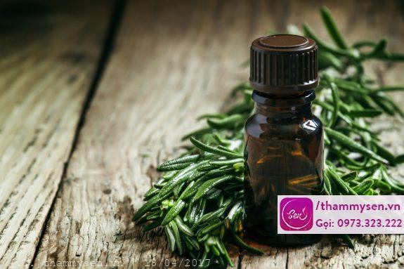 Phương pháp chữa trị bằng lòng trắng trứng và tinh dầu trà đơn giản hiệu quả