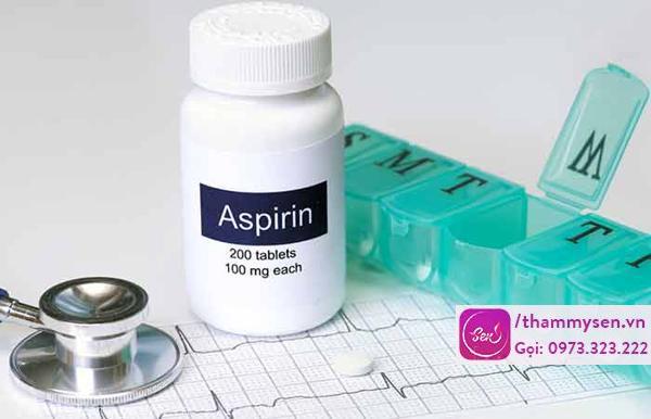Trị mụn bằng aspirin