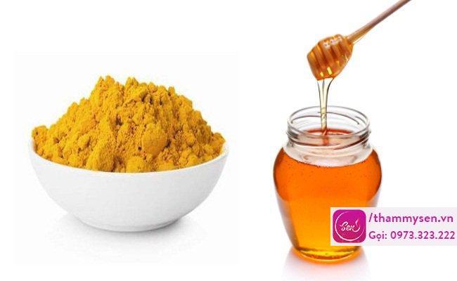 Cách trị mụn bằng bột nghệ hiệu quả