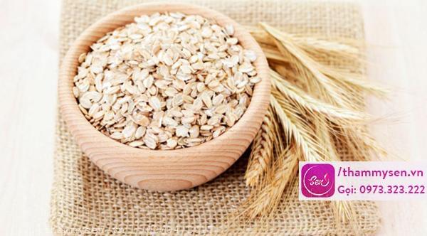 Trị mụn bằng bột yến mạch hiệu quả