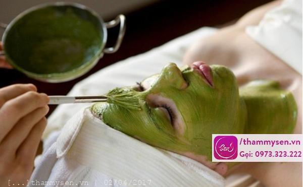 Trị mụn bằng trà xanh hiệu quả khó tin