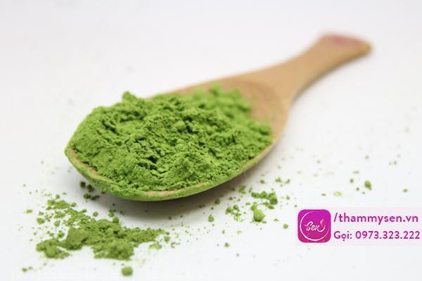 Trị mụn bằng trà xanh hiệu quả khó tin