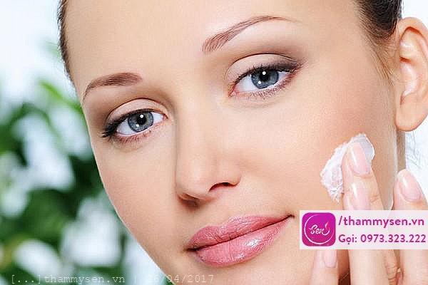 Cách trị mụn tại nhà nhanh nhất bằng kem đánh răng đơn giản dễ làm