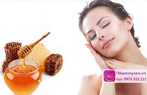Mật ong giúp trị mụn trứng cá nhanh nhất Trị mụn trứng cá nhanh nhất
