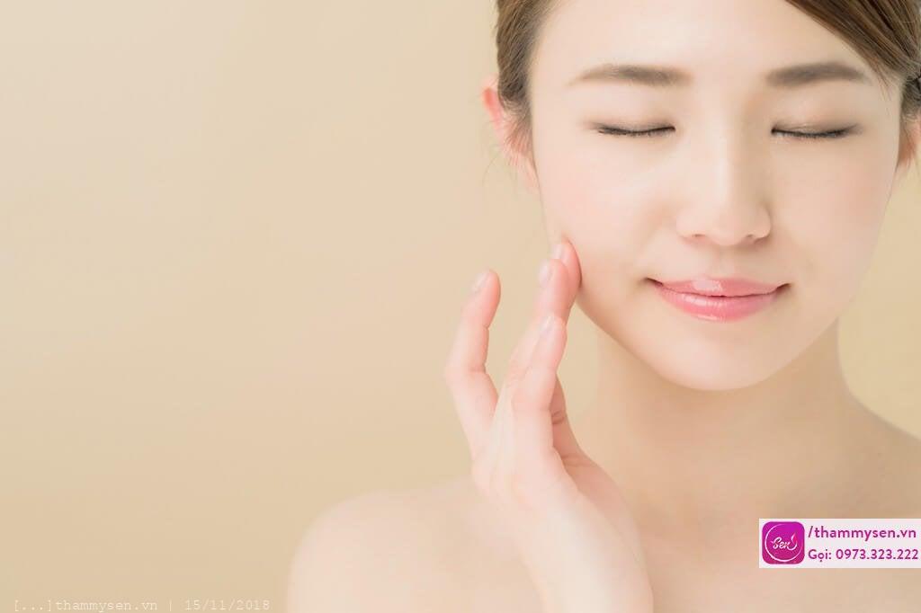 trị mụn cao cấp tinh chất cá mập